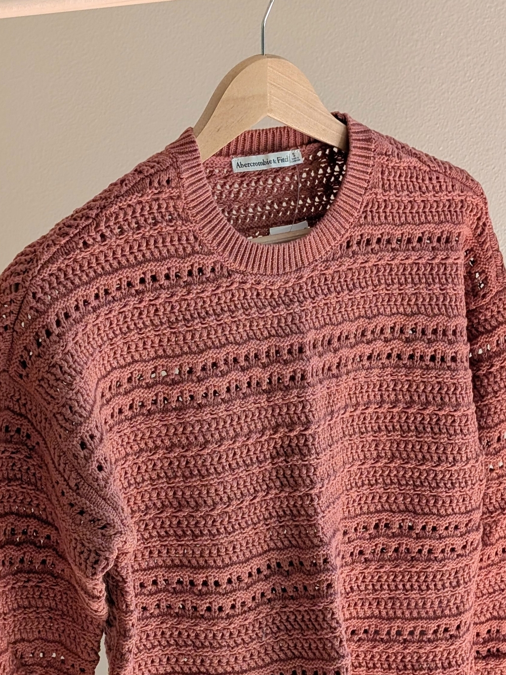 NWT Abercrombie & Fitch Textured Open Stitch Crewneck Sweater In Rose Pink - S - Picture 10 of 12
